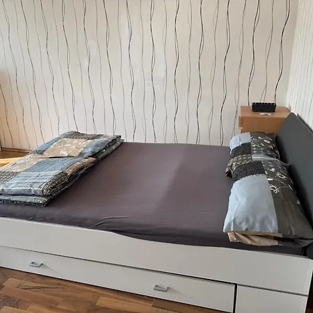 Gesamte Wlan & Parkplatz - Apartment Backnang